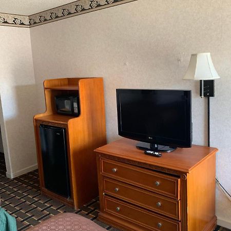 Heritage Inn Кливланд Екстериор снимка