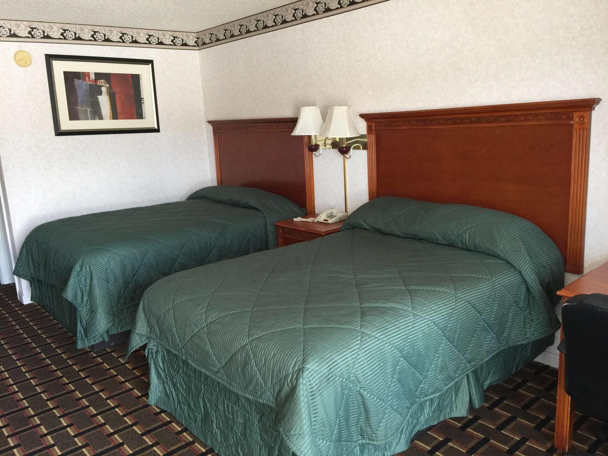 Heritage Inn Кливланд Екстериор снимка