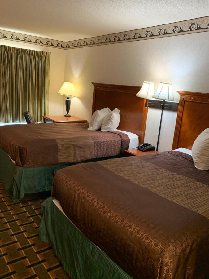 Heritage Inn Кливланд Екстериор снимка